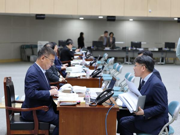 전라남도 2024회계연도 결산검사 첨부이미지 : 25년04월28일 전라남도 2024회계연도 결산검사 - 043.jpg