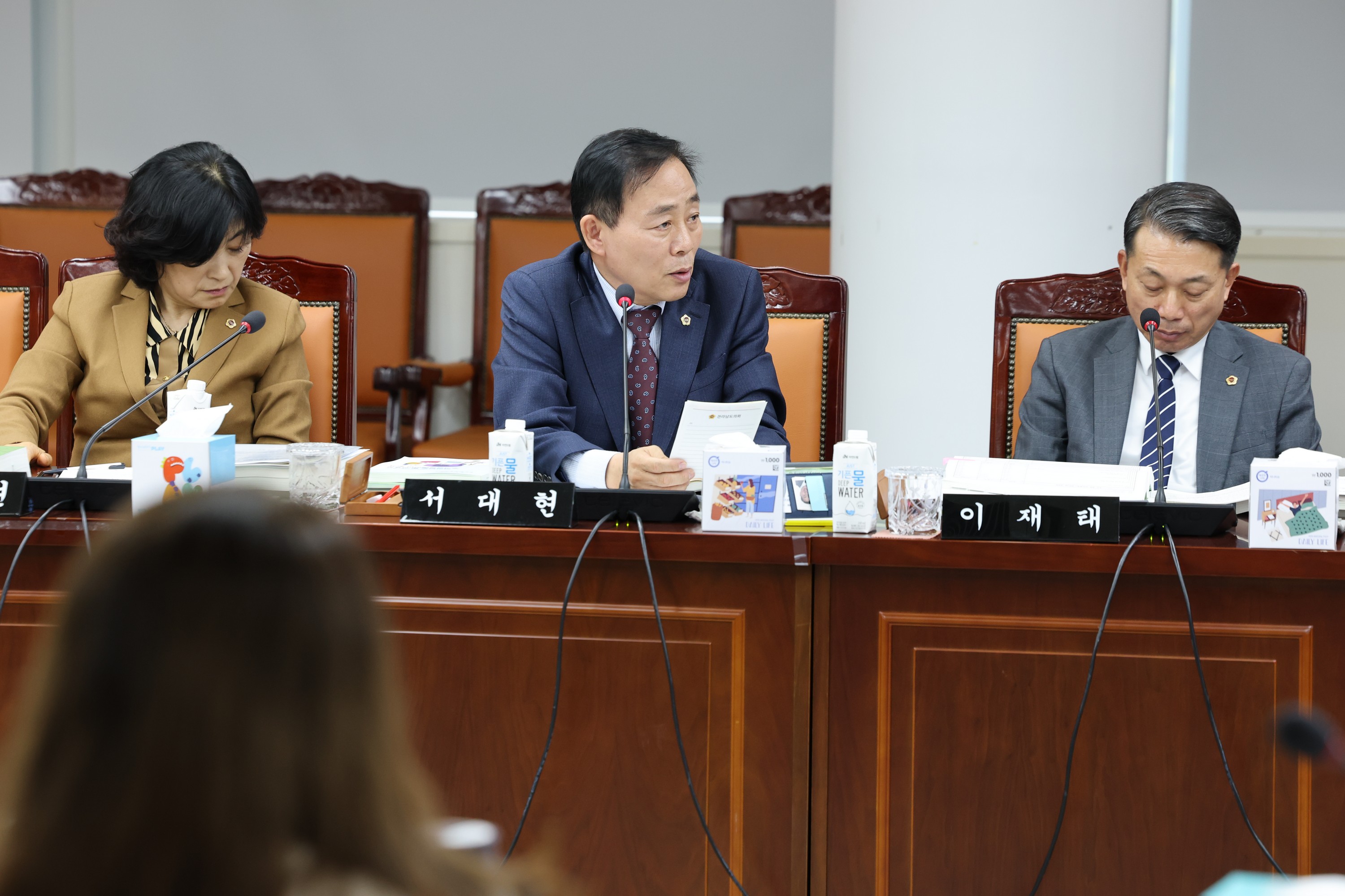 전라남도 2025년 제1회 추가경정예산안 심사 첨부이미지 : 25년04월22일 전라남도 2025년 제1회 추가경정예산안 심사 - 195.jpg