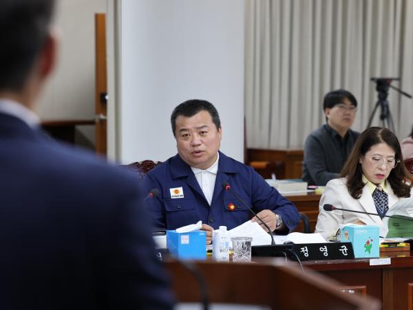 전라남도 2025년 제1회 추가경정예산안 심사 첨부이미지 : 25년04월22일 전라남도 2025년 제1회 추가경정예산안 심사 - 121.jpg