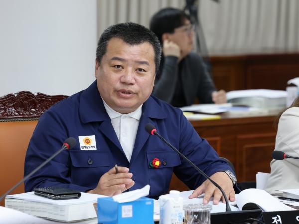 전라남도 2025년 제1회 추가경정예산안 심사 첨부이미지 : 25년04월22일 전라남도 2025년 제1회 추가경정예산안 심사 - 115.jpg