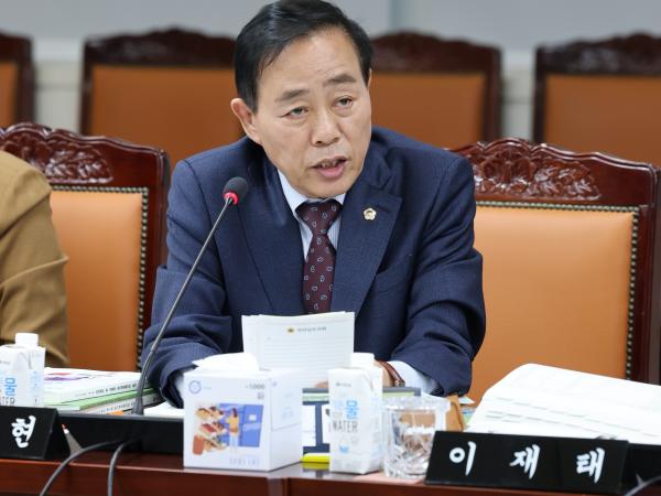 전라남도 2025년 제1회 추가경정예산안 심사 첨부이미지 : 25년04월22일 전라남도 2025년 제1회 추가경정예산안 심사 - 198.jpg