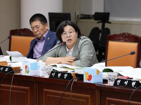 전라남도 2025년 제1회 추가경정예산안 심사 첨부이미지 : 25년04월22일 전라남도 2025년 제1회 추가경정예산안 심사 - 130.jpg