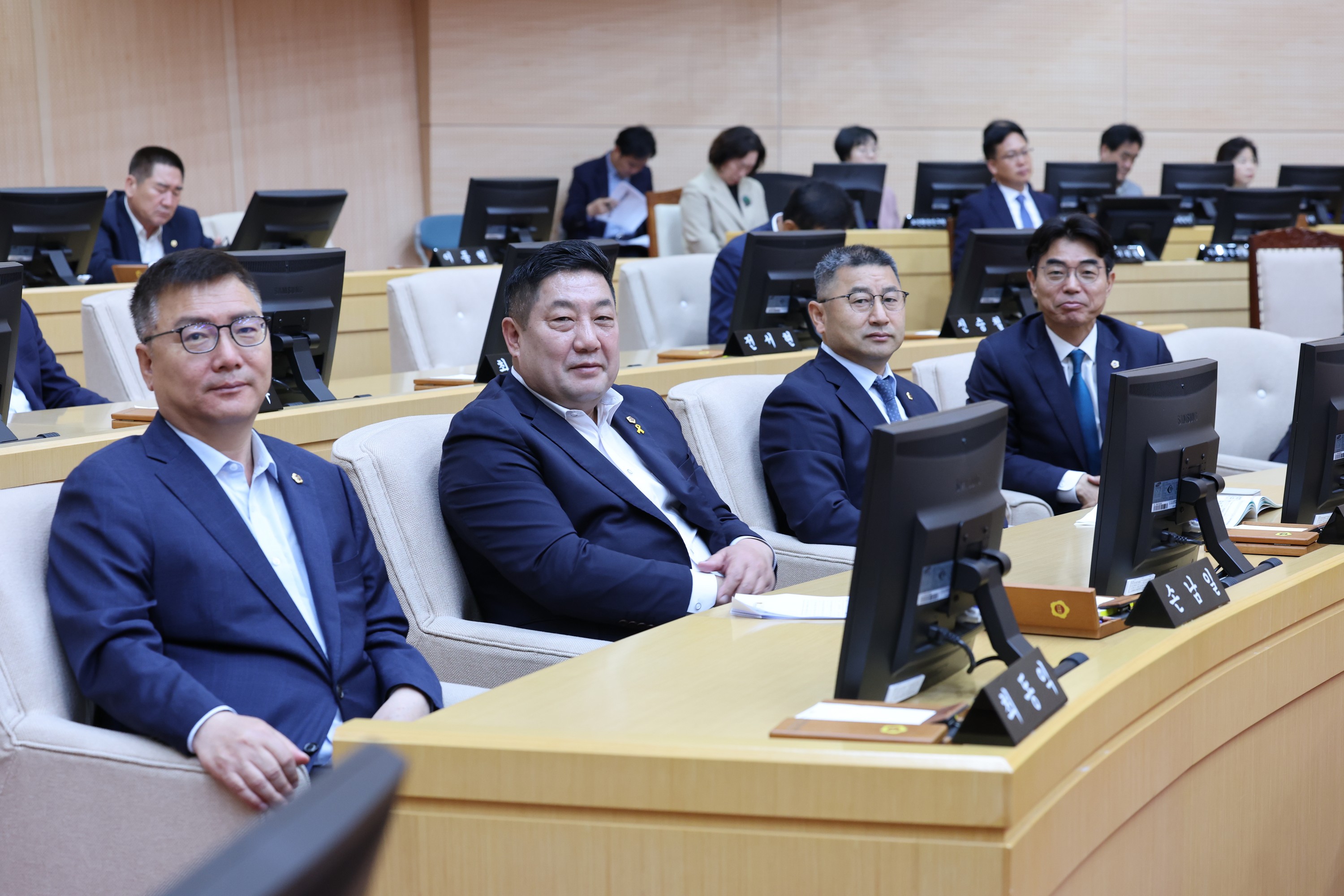 제389회 임시회 제2차 본회의 첨부이미지 : 25년04월25일 제389회 임시회 제2차 본회의 - 167.jpg