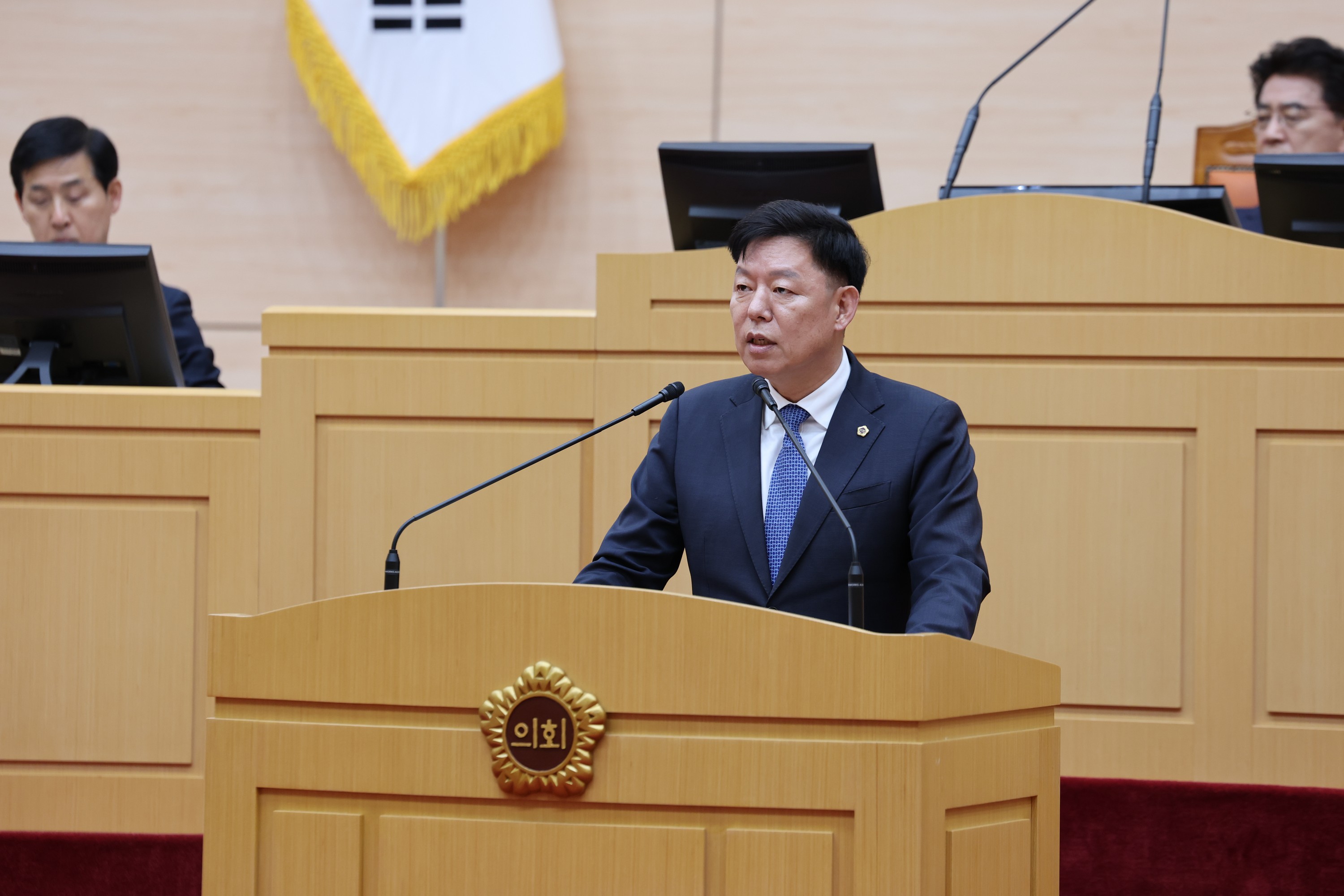 제389회 임시회 제2차 본회의 첨부이미지 : 25년04월25일 제389회 임시회 제2차 본회의 - 213.jpg