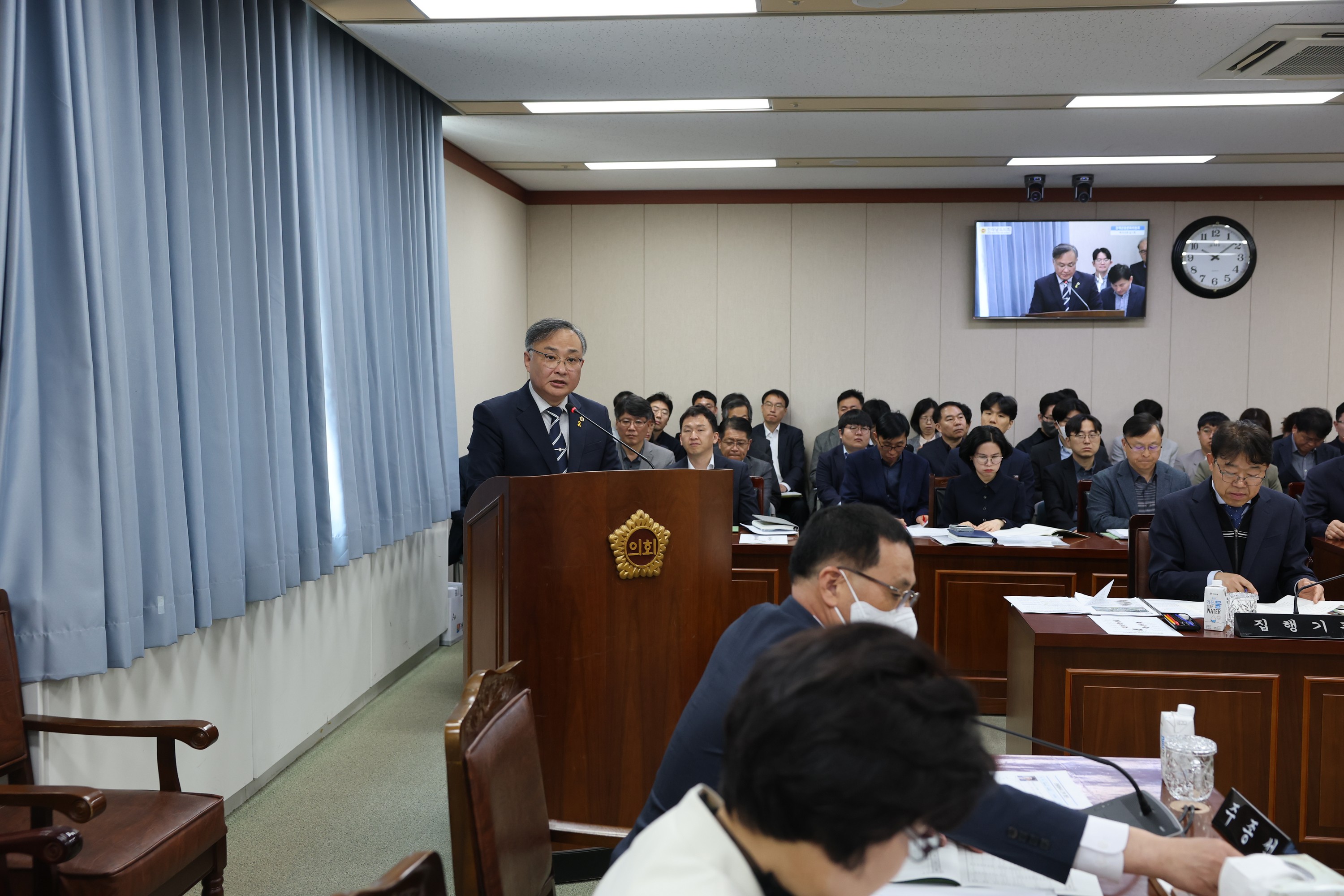 제389회 임시회 경제관광문화위원회 추경예산안 심사 첨부이미지 : 25년04월16일 제389회 임시회 경제관광문화위원회 추경예산안 심사 - 010.jpg