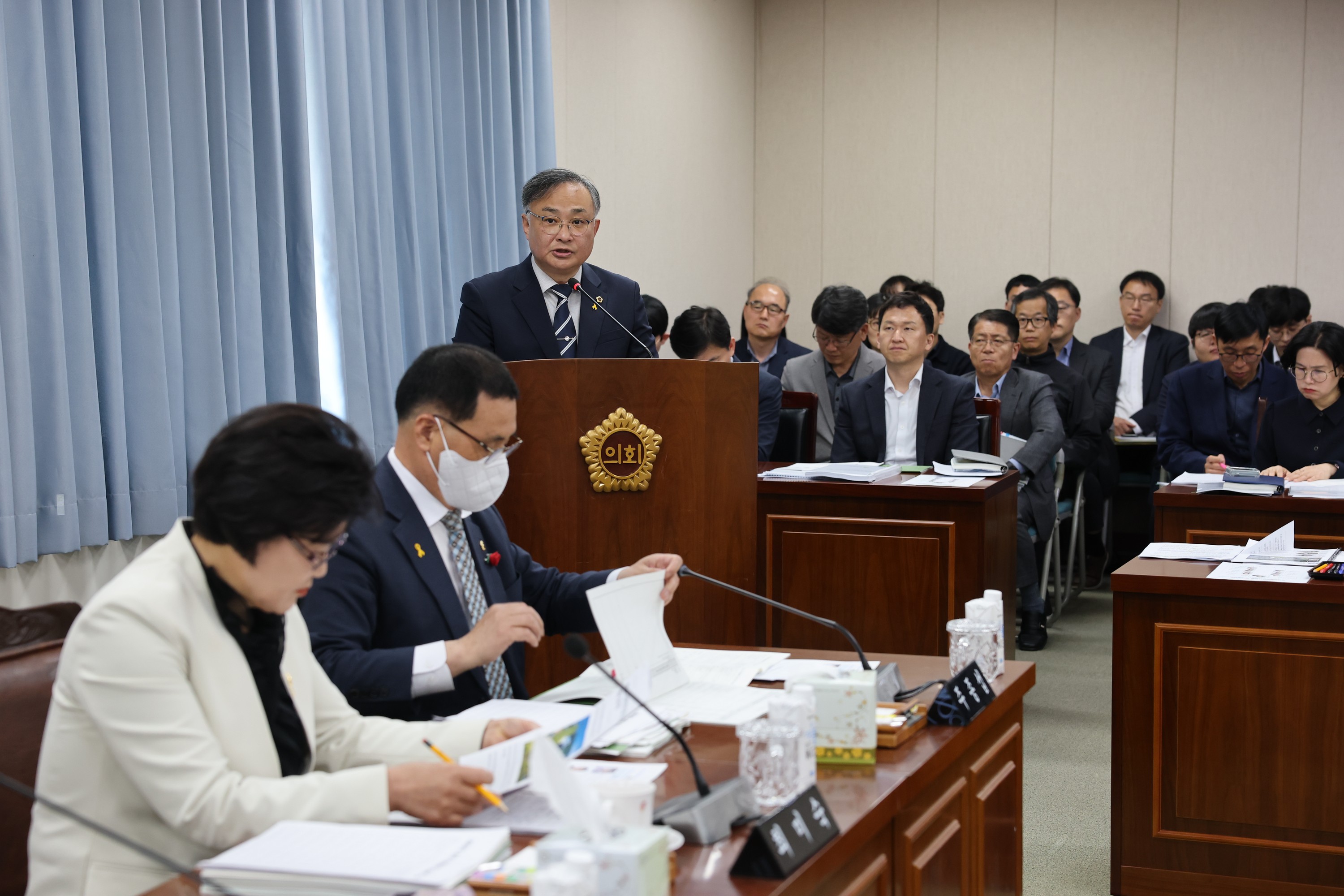 제389회 임시회 경제관광문화위원회 추경예산안 심사 첨부이미지 : 25년04월16일 제389회 임시회 경제관광문화위원회 추경예산안 심사 - 011.jpg