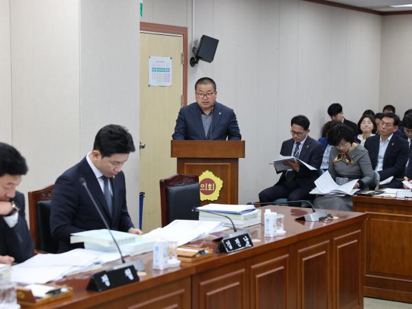 제389회 임시회 교육위원회 추경예산안 심사 첨부이미지 : 25년04월16일 제389회 임시회 교육위원회 추경예산안 심사 - 007.jpg