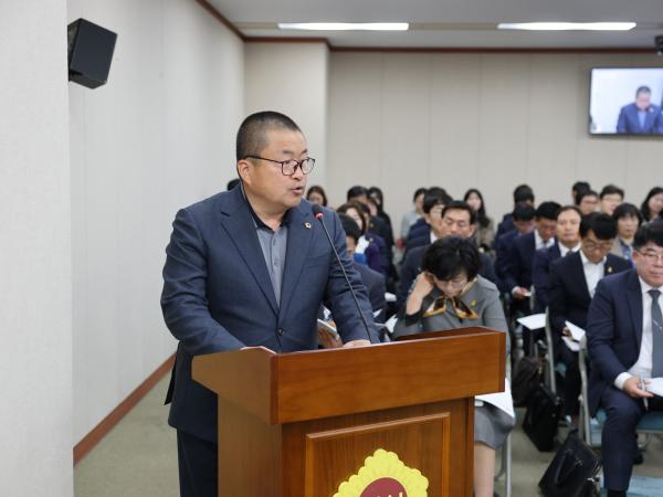 제389회 임시회 교육위원회 추경예산안 심사 첨부이미지 : 25년04월16일 제389회 임시회 교육위원회 추경예산안 심사 - 003.jpg