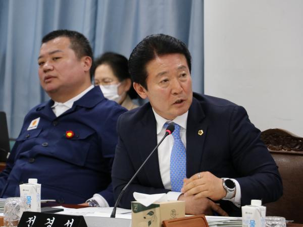 제389회 임시회 기획행정위원회 추경예산안 심사 첨부이미지 : 25년04월16일 제389회 임시회 기획행정위원회 추경예산안 심사 - 012.jpg