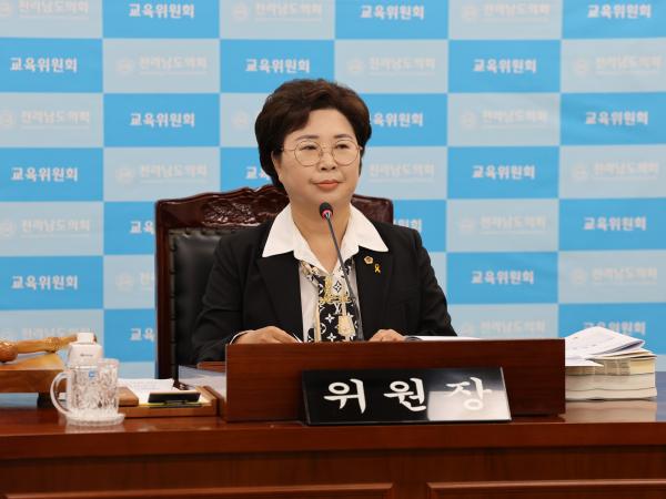 제389회 임시회 교육위원회 추경예산안 심사 첨부이미지 : 25년04월16일 제389회 임시회 교육위원회 추경예산안 심사 - 042.jpg