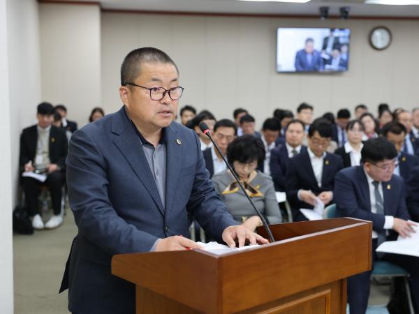 제389회 임시회 교육위원회 추경예산안 심사 첨부이미지 : 25년04월16일 제389회 임시회 교육위원회 추경예산안 심사 - 010.jpg
