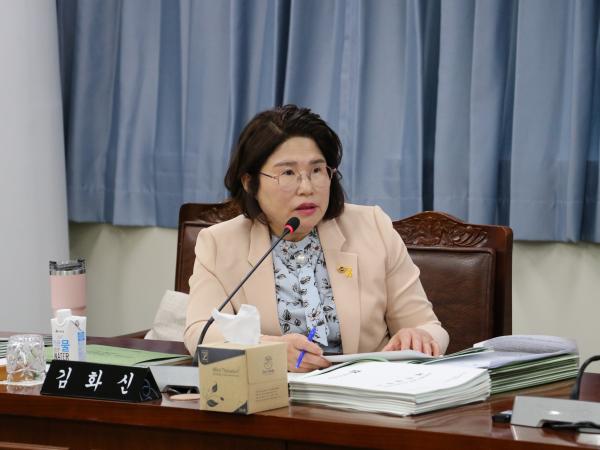 제389회 임시회 기획행정위원회 추경예산안 심사 첨부이미지 : 25년04월16일 제389회 임시회 기획행정위원회 추경예산안 심사 - 016.jpg