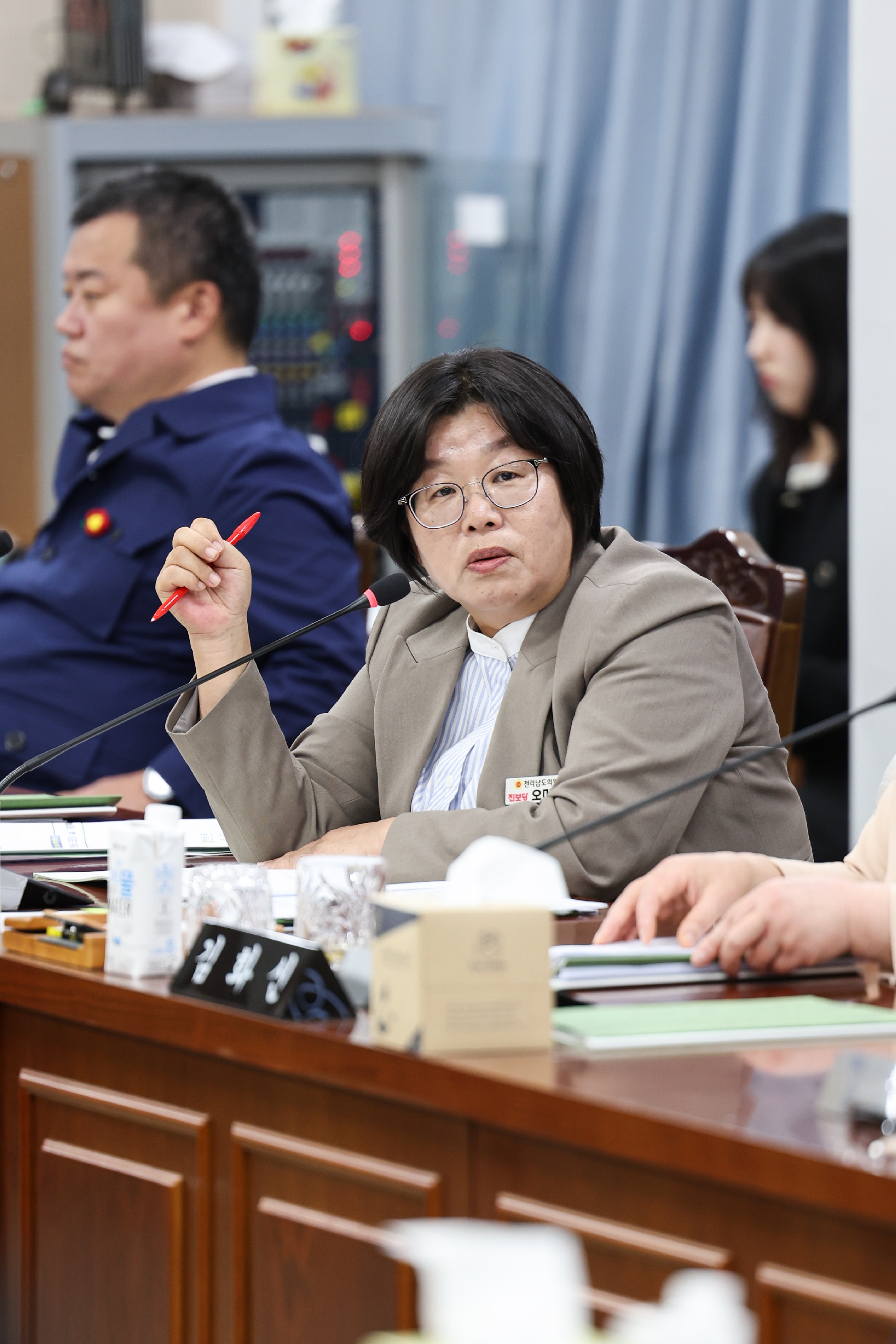 제389회 임시회 기획행정위원회 추경예산안 심사 (25년04월17일 기행위 회의실) 첨부이미지 : 25년04월17일 제389회 임시회 기획행정위원회 추경예산안 심사_46.jpg