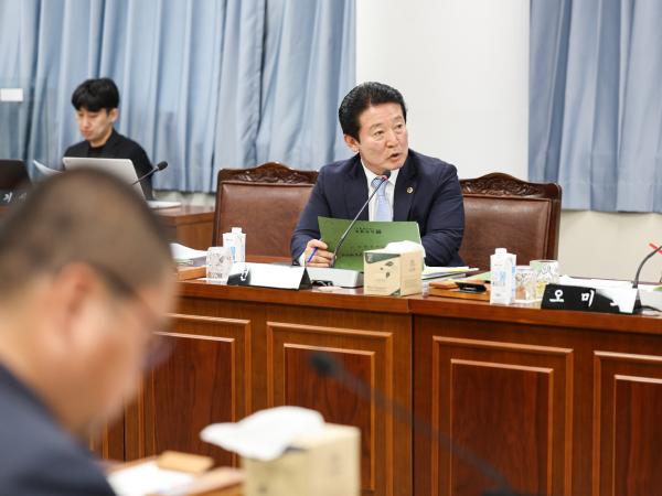 제389회 임시회 기획행정위원회 추경예산안 심사 첨부이미지 : 25년04월17일 제389회 임시회 기획행정위원회 추경예산안 심사_20.jpg