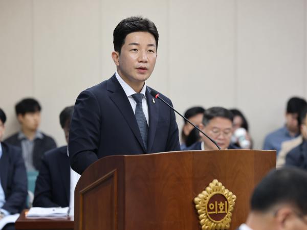 제389회 임시회 경제관광문화위원회 추경예산안 심사 첨부이미지 : 25년04월16일 제389회 임시회 경제관광문화위원회 추경예산안 심사 - 016.jpg