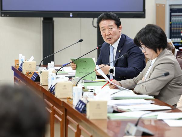 제389회 임시회 기획행정위원회 추경예산안 심사 첨부이미지 : 25년04월17일 제389회 임시회 기획행정위원회 추경예산안 심사_14.jpg