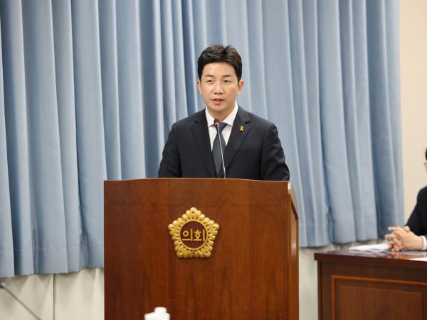제389회 임시회 경제관광문화위원회 추경예산안 심사 첨부이미지 : 25년04월16일 제389회 임시회 경제관광문화위원회 추경예산안 심사 - 014.jpg