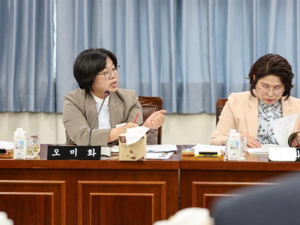제389회 임시회 기획행정위원회 추경예산안 심사 (25년04월17일 기행위 회의실) 첨부이미지 : 25년04월17일 제389회 임시회 기획행정위원회 추경예산안 심사_48.jpg