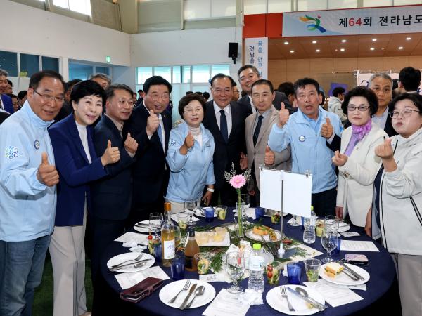 제64회 전라남도체육대회 개회식 첨부이미지 : 25년04월18일 제64회 전라남도체육대회 개회식 - 013.jpg