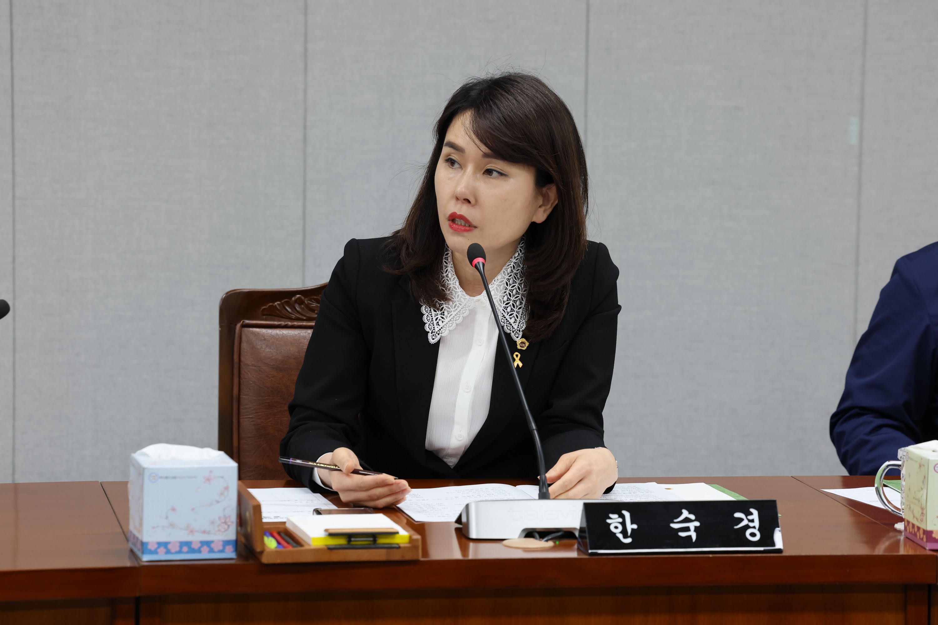 제389회 임시회 의회운영위원회 추경예산안심사 첨부이미지 : 25년04월15일 제389회 임시회 의회운영위원회 추경예산안 심사 -  040.jpg