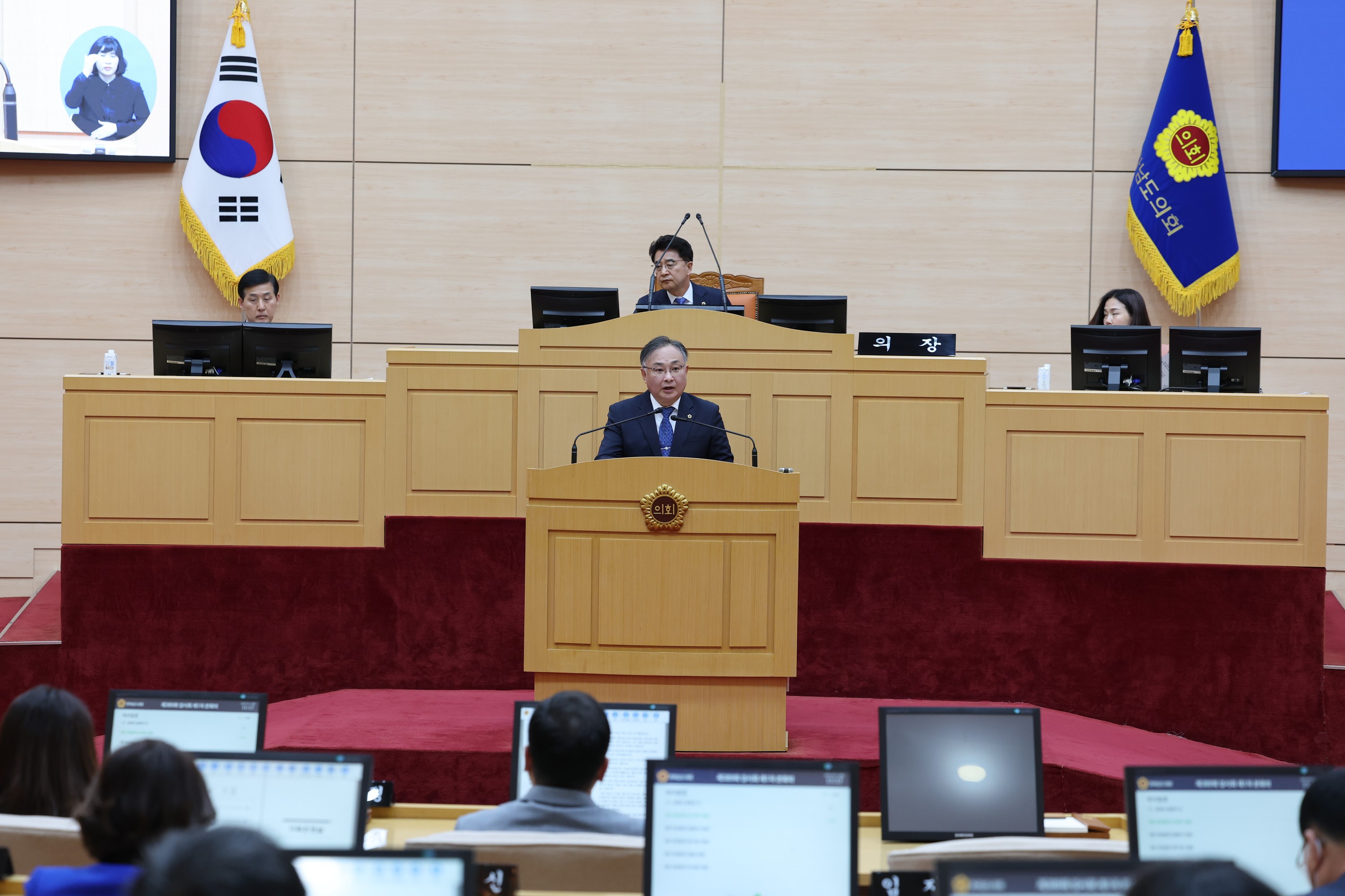 제389회 임시회 제1차 본회의 첨부이미지 : 25년04월15일 제389회 임시회 제1차 본회의 -  086.jpg
