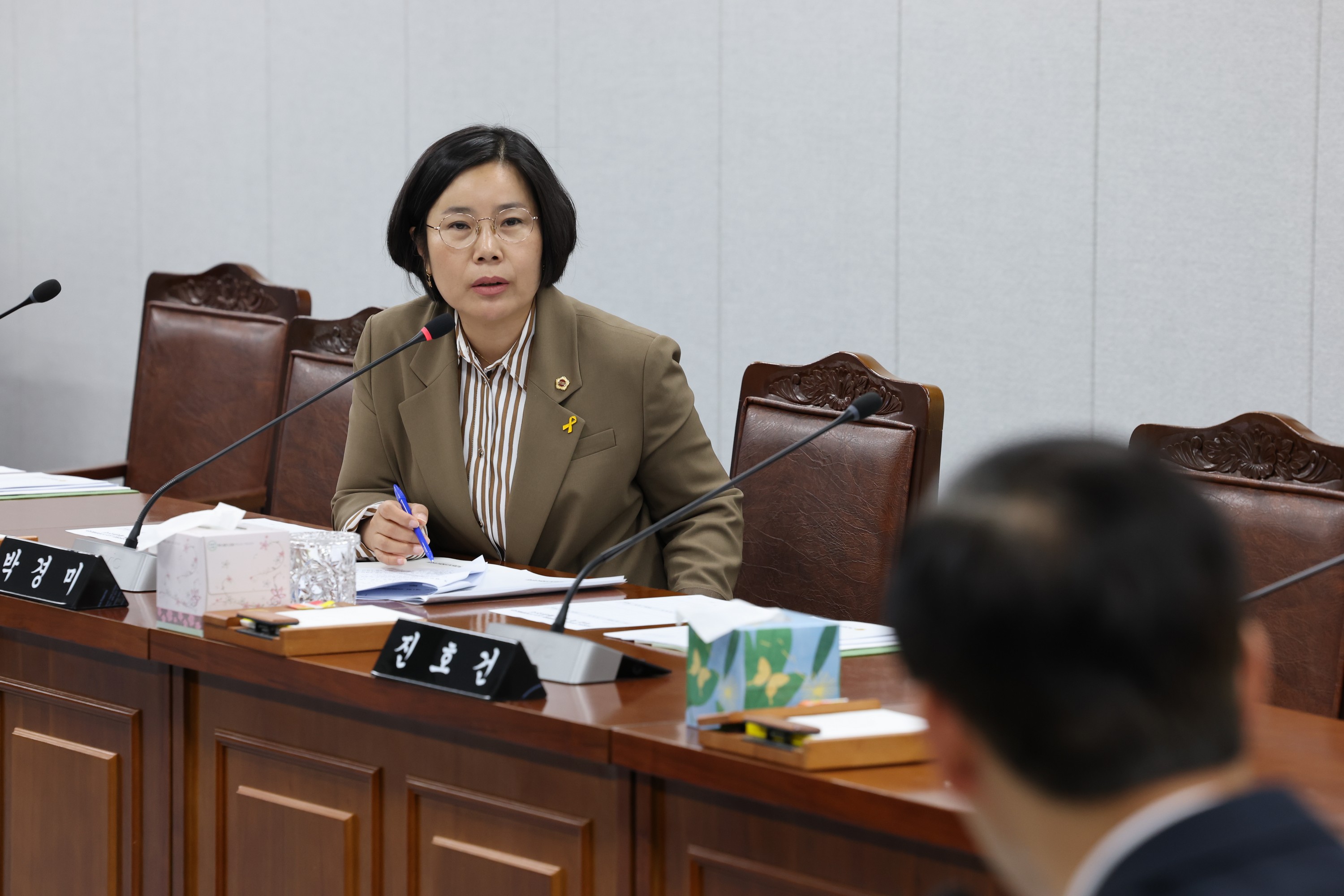제389회 임시회 의회운영위원회 추경예산안심사 첨부이미지 : 25년04월15일 제389회 임시회 의회운영위원회 추경예산안 심사 -  027.jpg