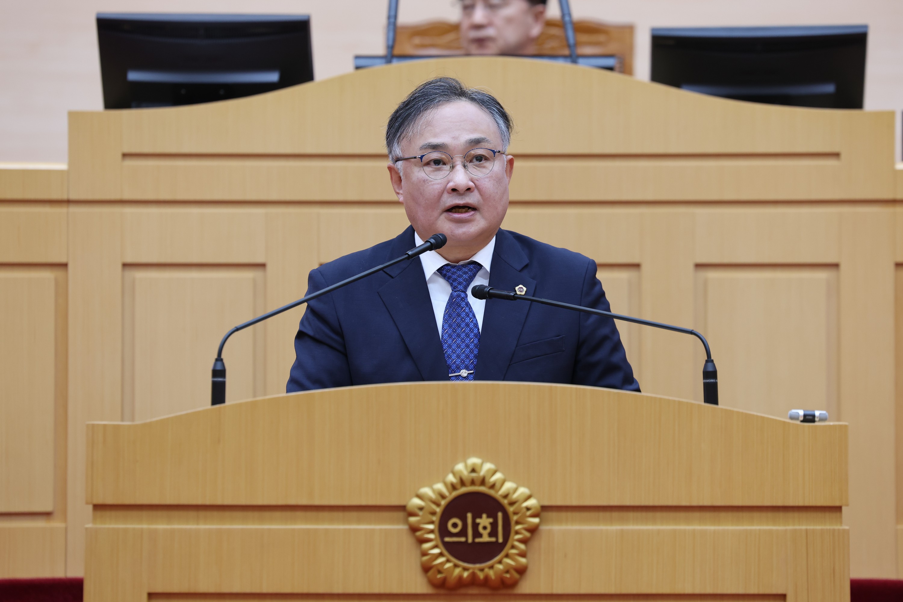 제389회 임시회 제1차 본회의 첨부이미지 : 25년04월15일 제389회 임시회 제1차 본회의 -  090.jpg