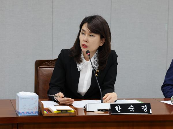 제389회 임시회 의회운영위원회 추경예산안심사 첨부이미지 : 25년04월15일 제389회 임시회 의회운영위원회 추경예산안 심사 -  040.jpg