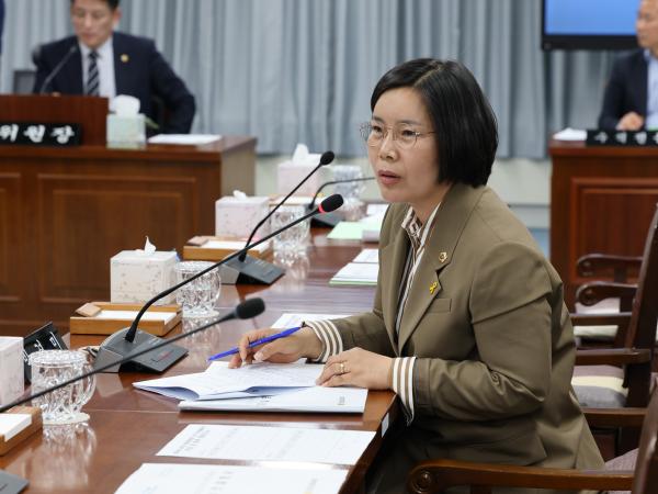 제389회 임시회 의회운영위원회 추경예산안심사 첨부이미지 : 25년04월15일 제389회 임시회 의회운영위원회 추경예산안 심사 -  025.jpg