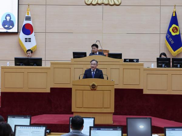 제389회 임시회 제1차 본회의 첨부이미지 : 25년04월15일 제389회 임시회 제1차 본회의 -  087.jpg
