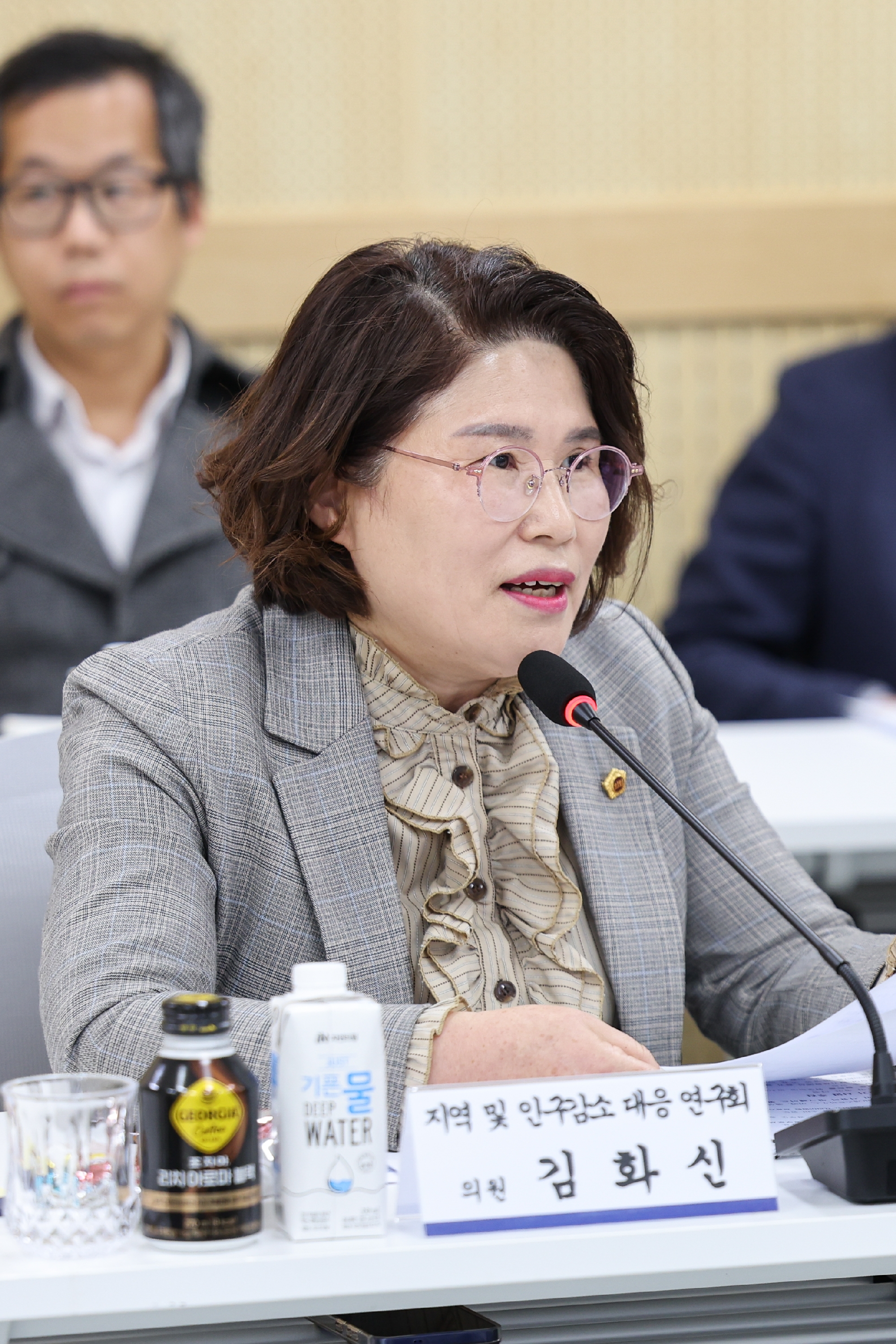 전라남도 생활인구 유입을 위한 상생 관광 활성화 전문가 토론회 첨부이미지 : 25년04월02일 전라남도 생활인구 유입을 위한 상생 관광 활성화 전문가 토론회_25.jpg