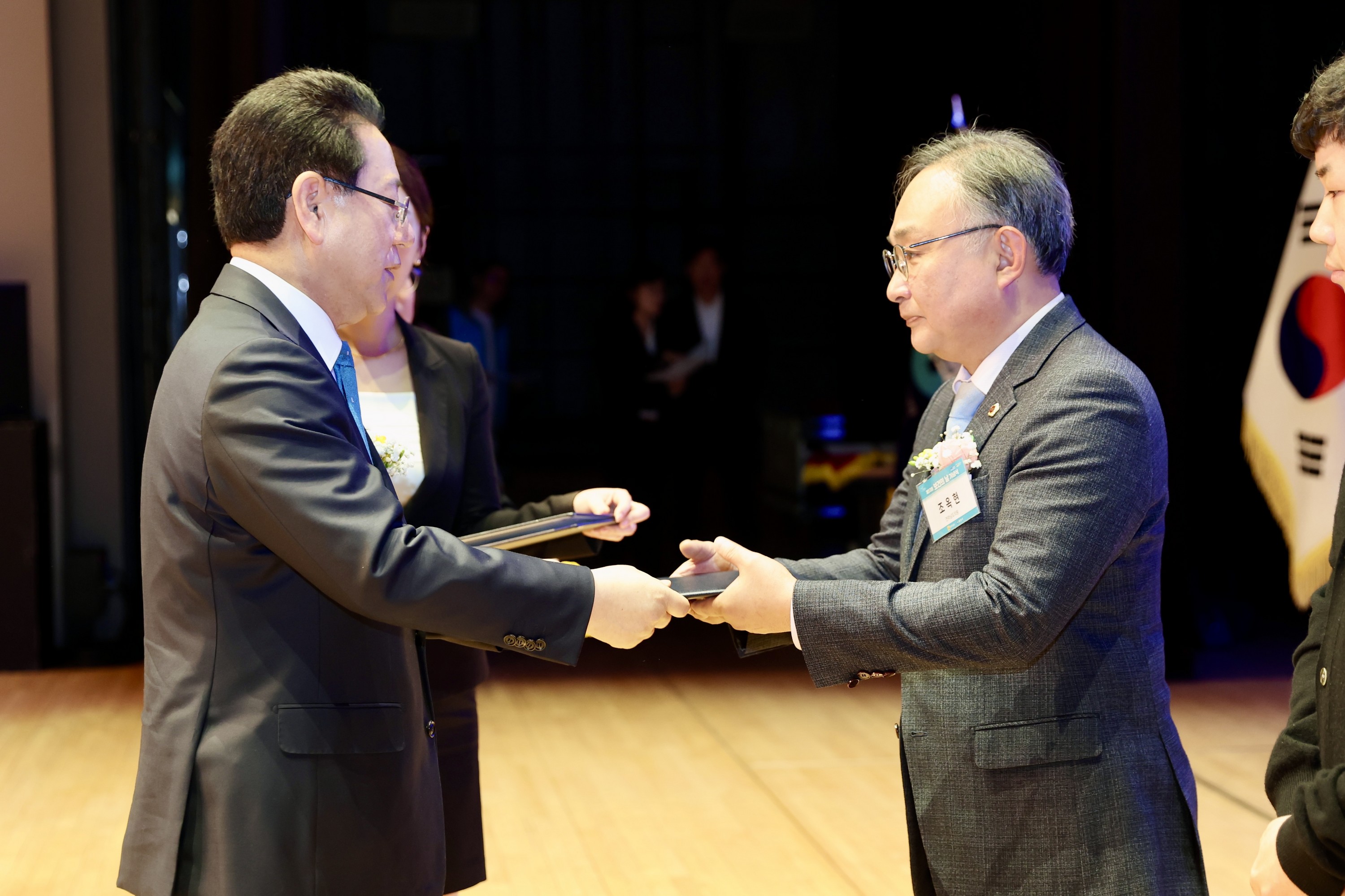 제53회 보건의 날 기념식 첨부이미지 : 25년04월09일 제53회 보건의 날 기념식 - 006.jpg