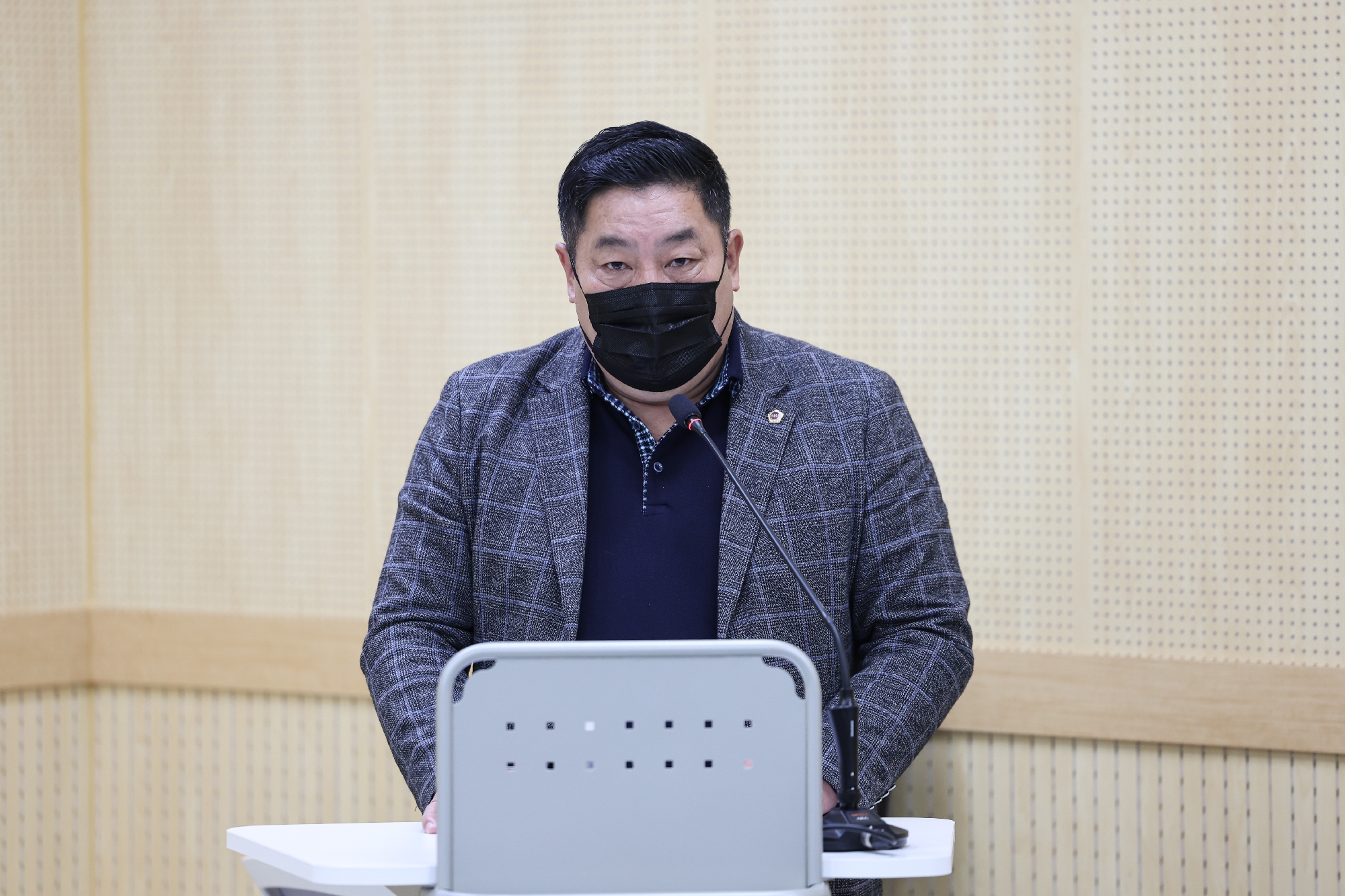 의원연구단체 정책연구용역 심의위원회 첨부이미지 : 25년04월09일 의원연구단체 정책연구용역 심의위원회_08.jpg