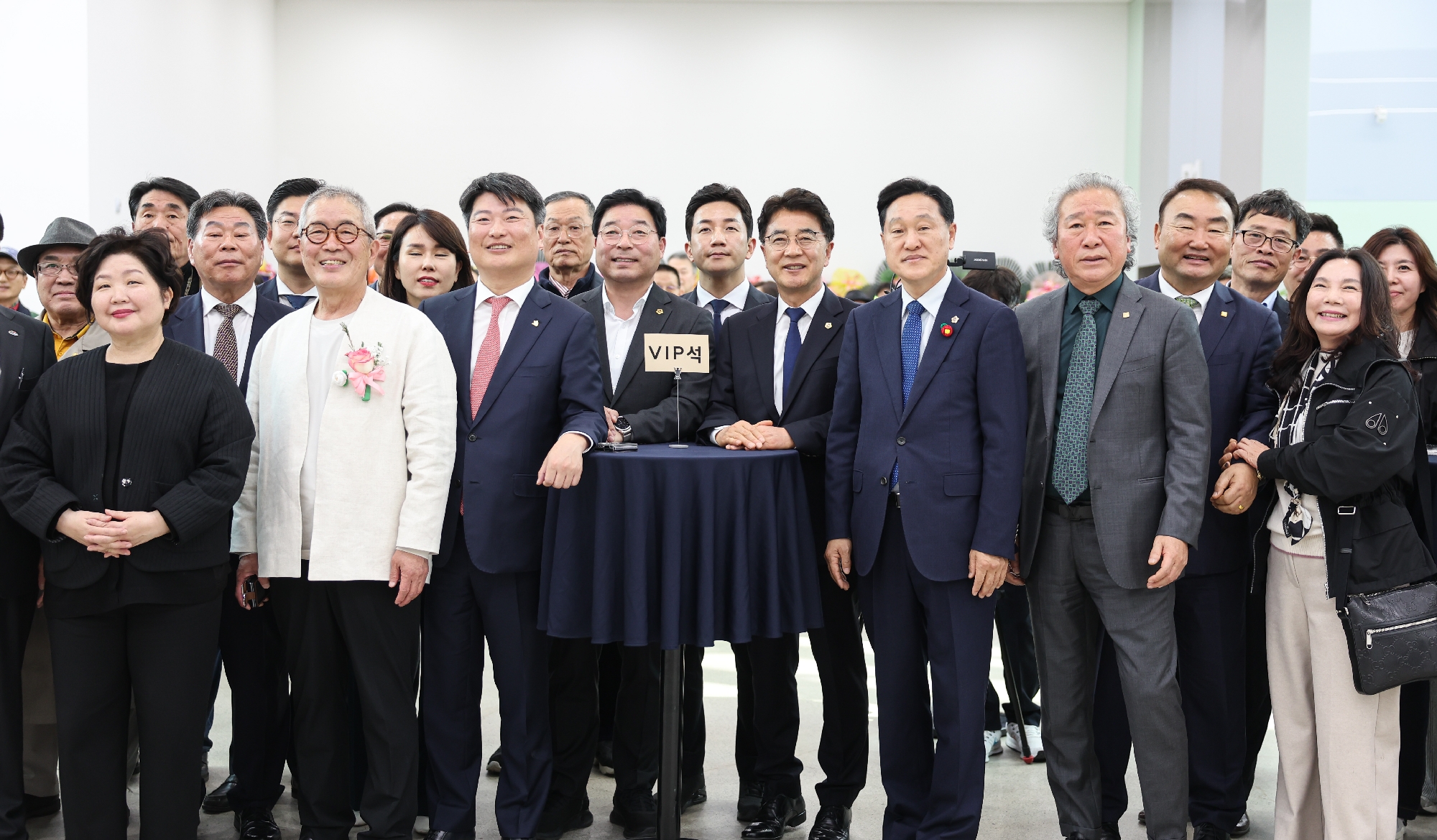 강종열전 및 청년작가전 개막식 첨부이미지 : 25년04월03일 강종열전 및 청년작가전 개막식_32.jpg