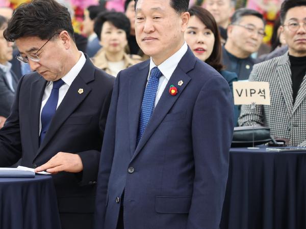 강종열전 및 청년작가전 개막식 첨부이미지 : 25년04월03일 강종열전 및 청년작가전 개막식_05.jpg