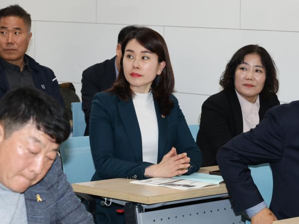 환경오염시설 통합관리권한 지방 재이향 촉구 정책 토론회 첨부이미지 : 25년04월03일 환경오염시설 통합관리권한 지방 재이향촉구 정책 토론회 (2).jpg