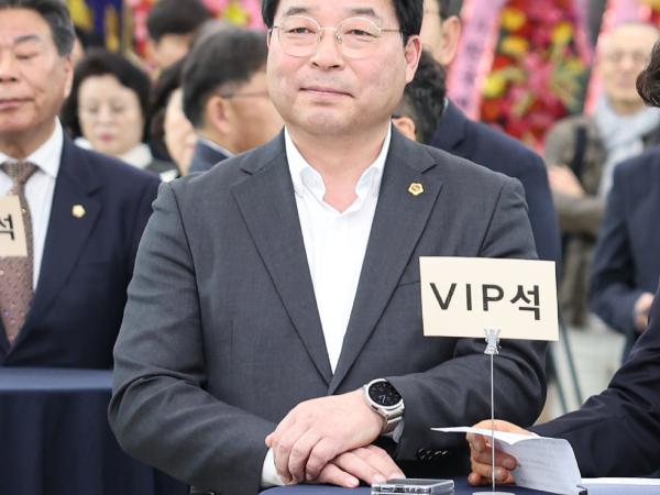 강종열전 및 청년작가전 개막식 첨부이미지 : 25년04월03일 강종열전 및 청년작가전 개막식_04.jpg