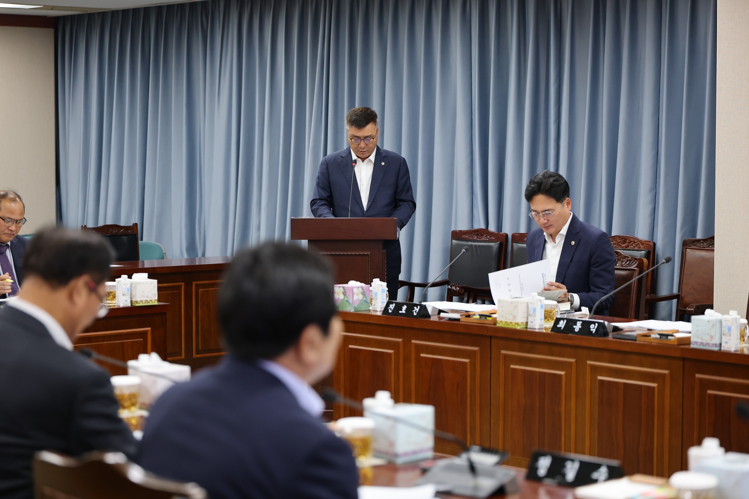제390회 임시회 농수산위원회 회의 첨부이미지 : 25년04월30일 제390회 농수산위원회 회의 - 009.jpg