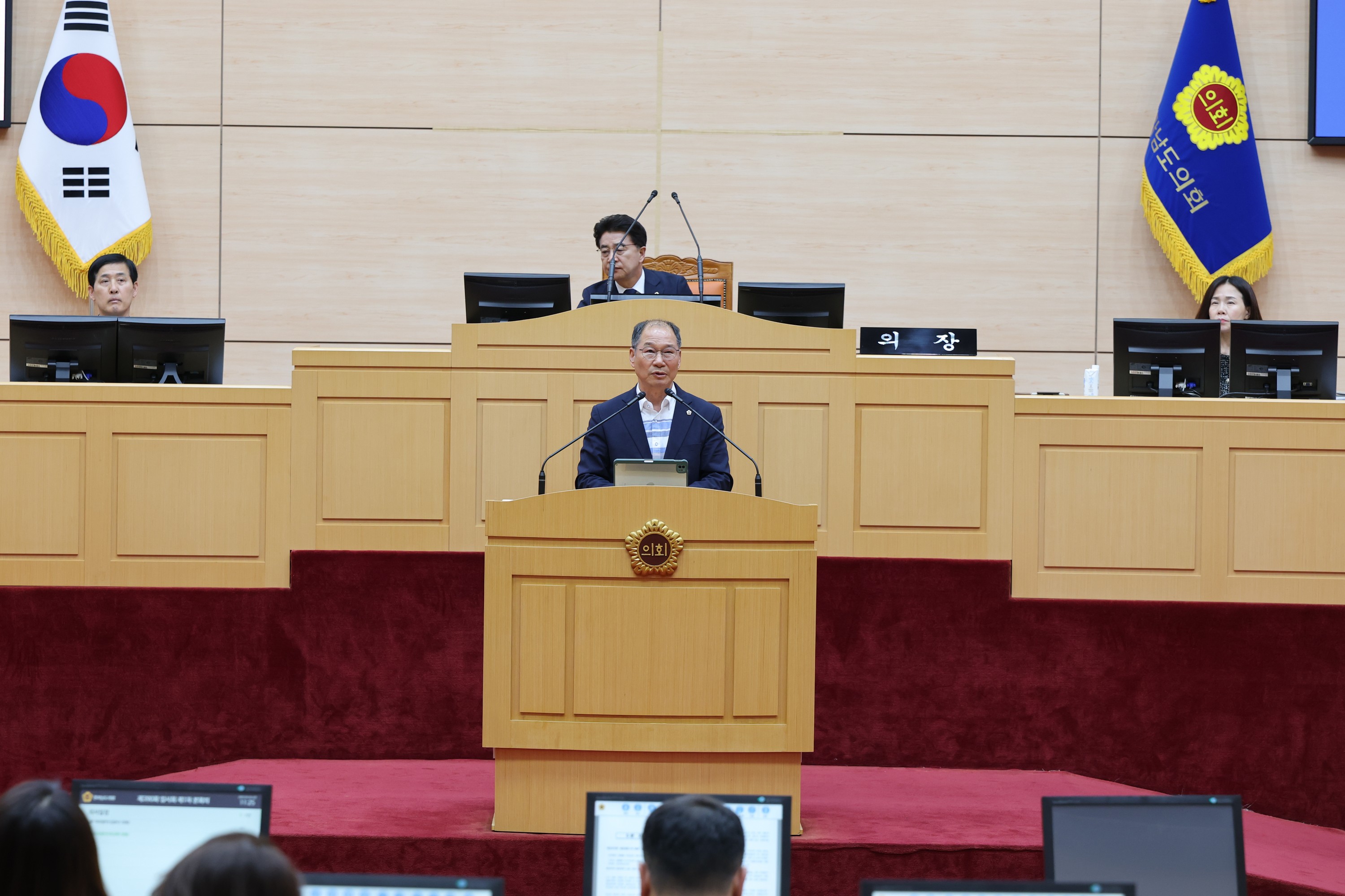 제390회 임시회 제1차 본회의 첨부이미지 : 25년04월30일 제390회 임시회 제1차 본회의 - 170.jpg