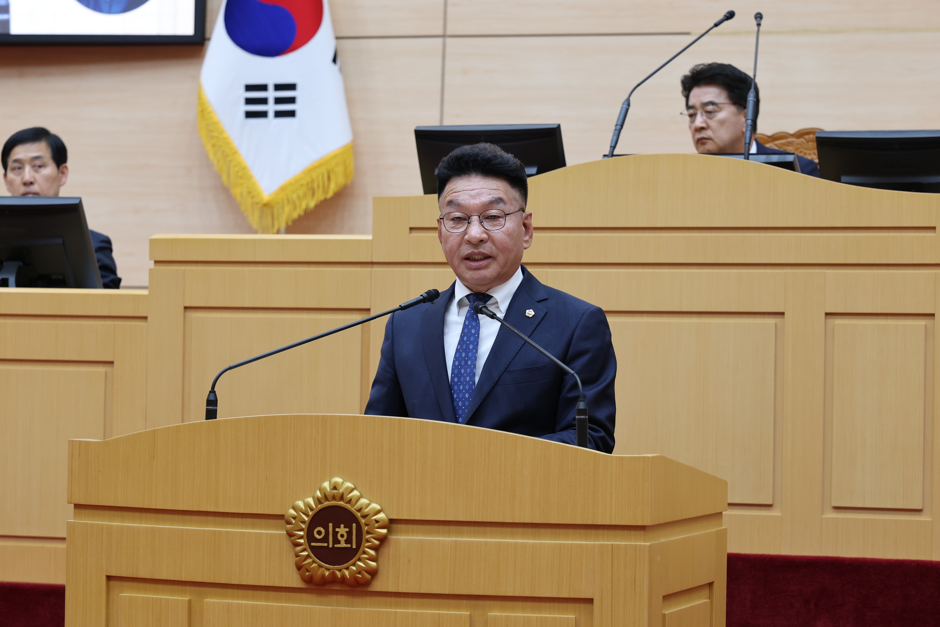제390회 임시회 제1차 본회의 첨부이미지 : 25년04월30일 제390회 임시회 제1차 본회의 - 137.jpg