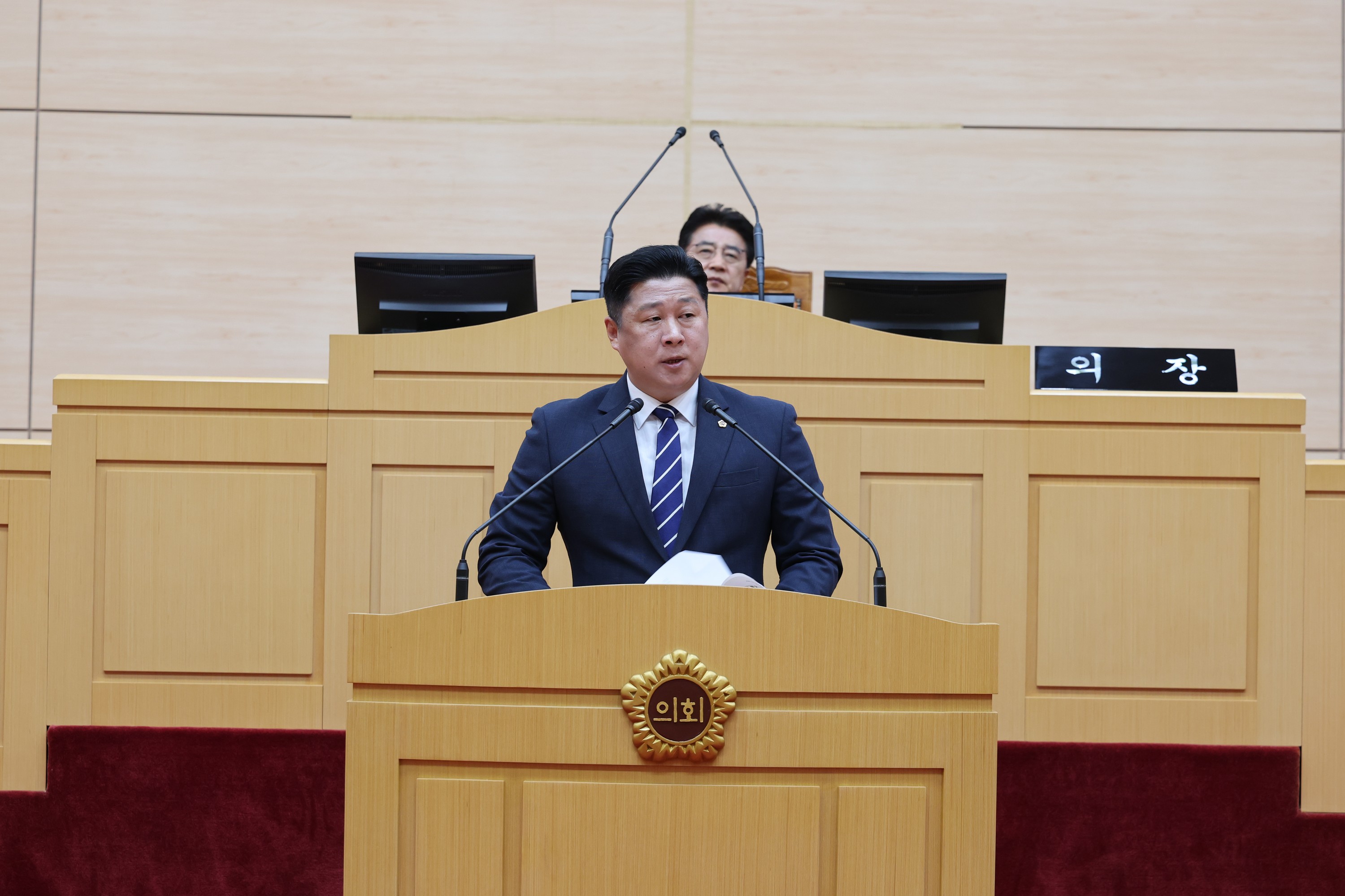 제390회 임시회 제1차 본회의 첨부이미지 : 25년04월30일 제390회 임시회 제1차 본회의 - 154.jpg