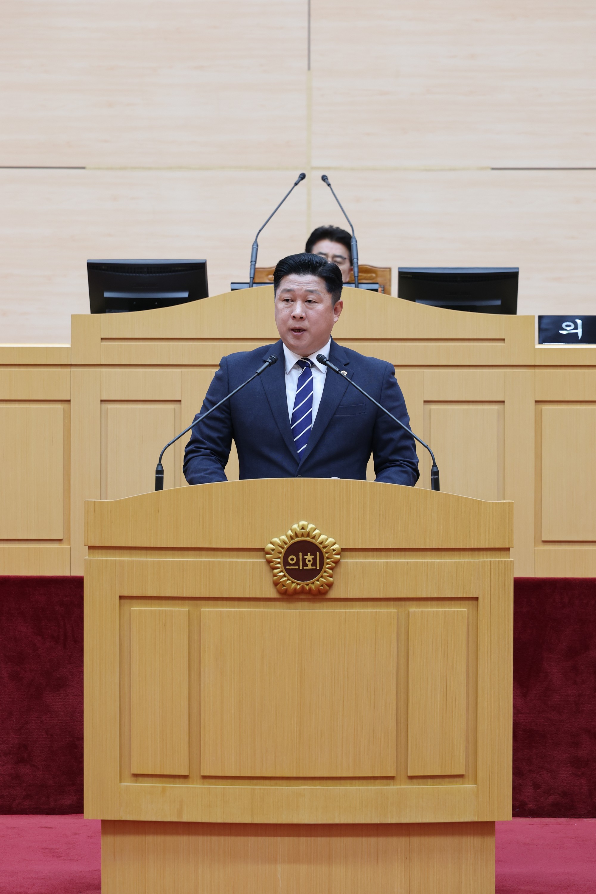 제390회 임시회 제1차 본회의 첨부이미지 : 25년04월30일 제390회 임시회 제1차 본회의 - 155.jpg