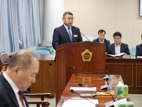 제390회 임시회 안전건설소방위원회 회의 첨부이미지 : 25년04월30일 제390회 안전건설소방위원회 회의 - 006.jpg