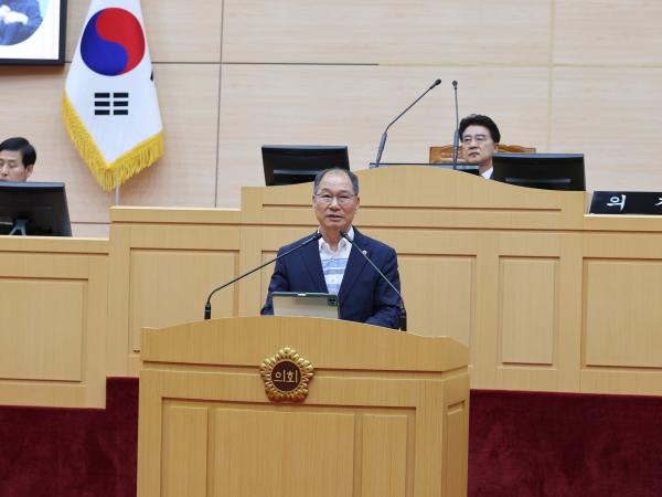 제390회 임시회 제1차 본회의 첨부이미지 : 25년04월30일 제390회 임시회 제1차 본회의 - 174.jpg