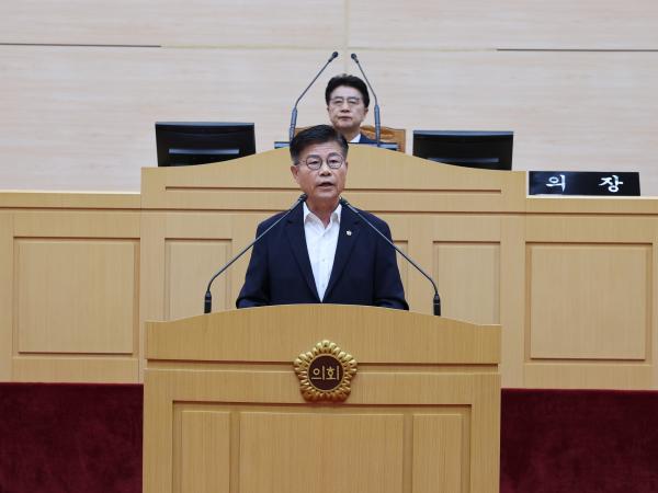 제390회 임시회 제1차 본회의 첨부이미지 : 25년04월30일 제390회 임시회 제1차 본회의 - 169.jpg