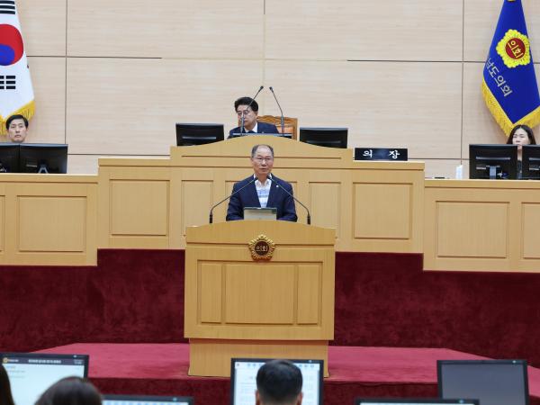 제390회 임시회 제1차 본회의 첨부이미지 : 25년04월30일 제390회 임시회 제1차 본회의 - 170.jpg