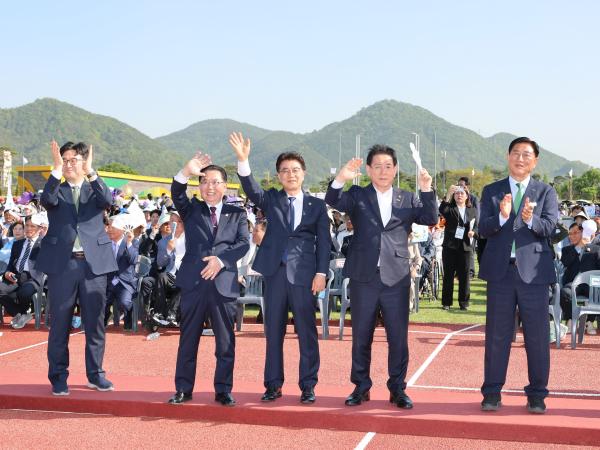 제33회 전라남도장애인체육대회 개회식 첨부이미지 : 25년04월30일 제33회 전라남도장애인체육대회 개회식 - 040.jpg