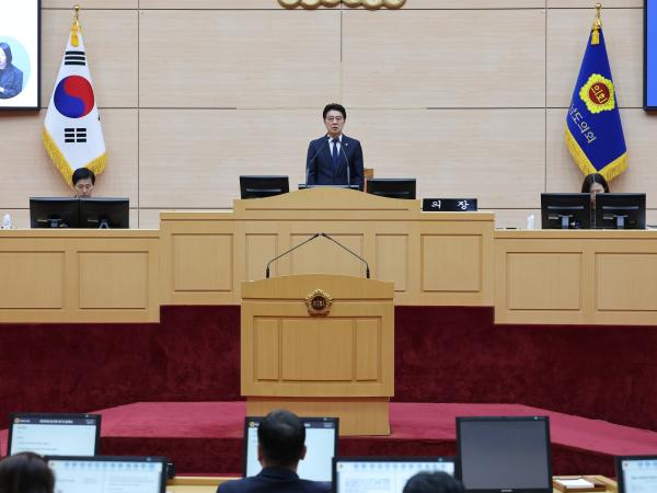 제390회 임시회 제1차 본회의 첨부이미지 : 25년04월30일 제390회 임시회 제1차 본회의 - 104.jpg