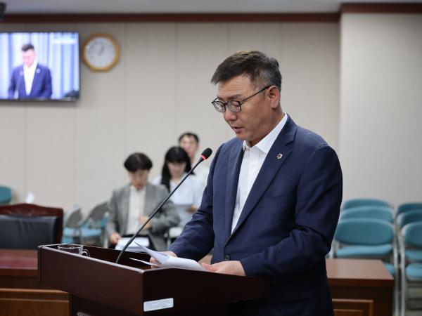 제390회 임시회 농수산위원회 회의 첨부이미지 : 25년04월30일 제390회 농수산위원회 회의 - 006.jpg