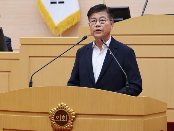 제390회 임시회 제1차 본회의 첨부이미지 : 25년04월30일 제390회 임시회 제1차 본회의 - 168.jpg